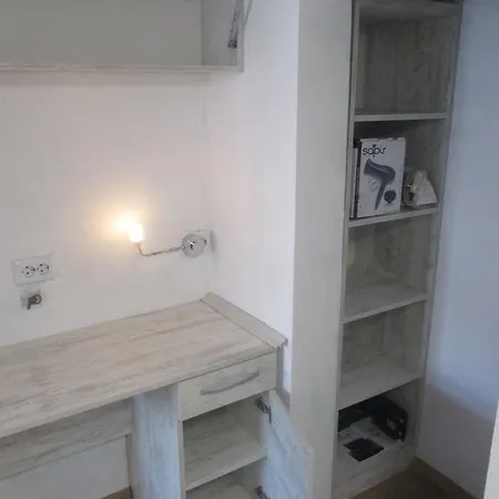 Vito's Place * 布尔加斯